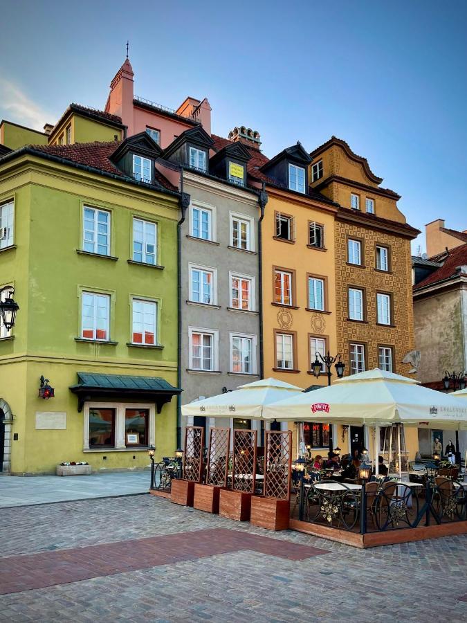 OLD TOWN Best View WiFi 300 Mb/s Huge screen Netflix AppleTV AmazonTV Warschau Buitenkant foto