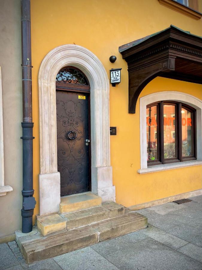 OLD TOWN Best View WiFi 300 Mb/s Huge screen Netflix AppleTV AmazonTV Warschau Buitenkant foto
