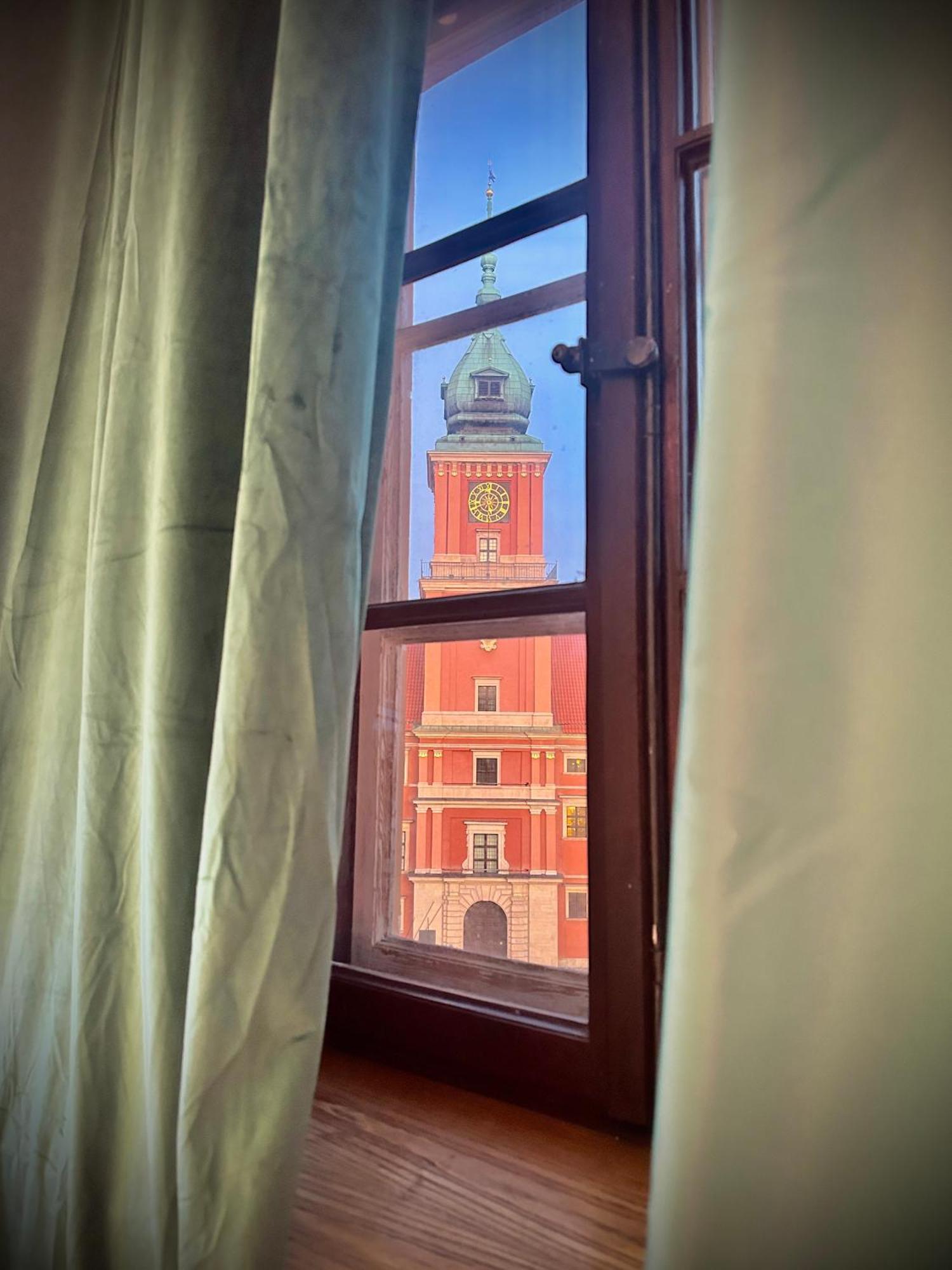 OLD TOWN Best View WiFi 300 Mb/s Huge screen Netflix AppleTV AmazonTV Warschau Buitenkant foto